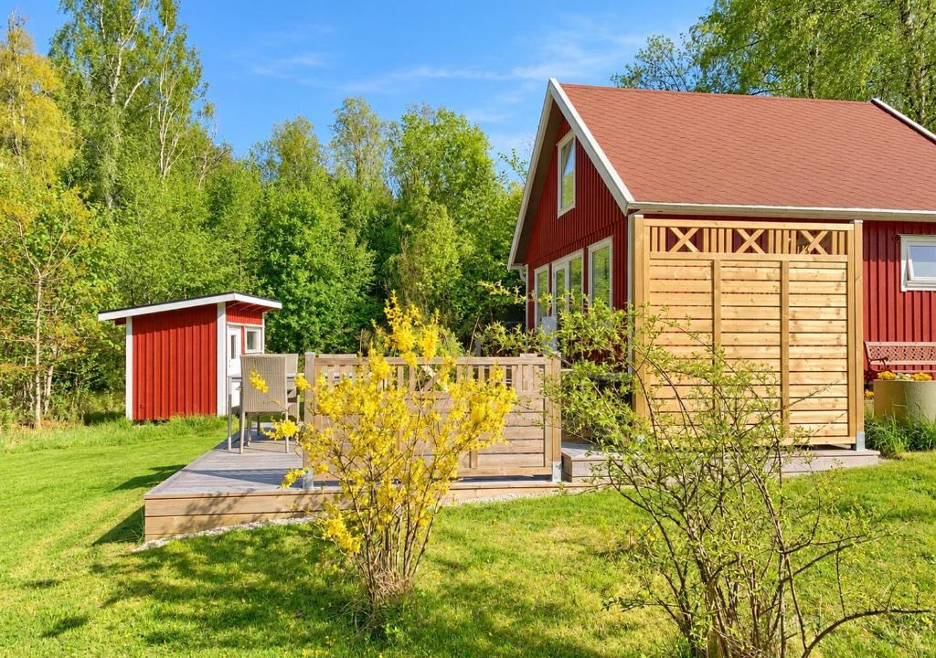 Stromstad O House | The Blomsholm Cabin - Bed Linen & Towels Included