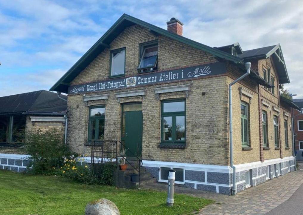 Hoganas Apartment | The Photographer's House in Höganäs