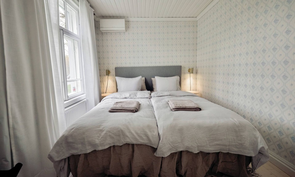 Loppi Villa | The Terwa Historical kartano offers accommodation for up to 20 people.