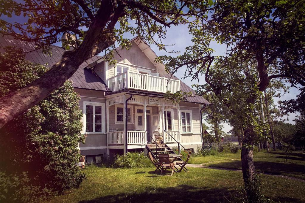 Gotland Municipality Bed & Breakfast | Three Pheasants Boutique Bed and Breakfast