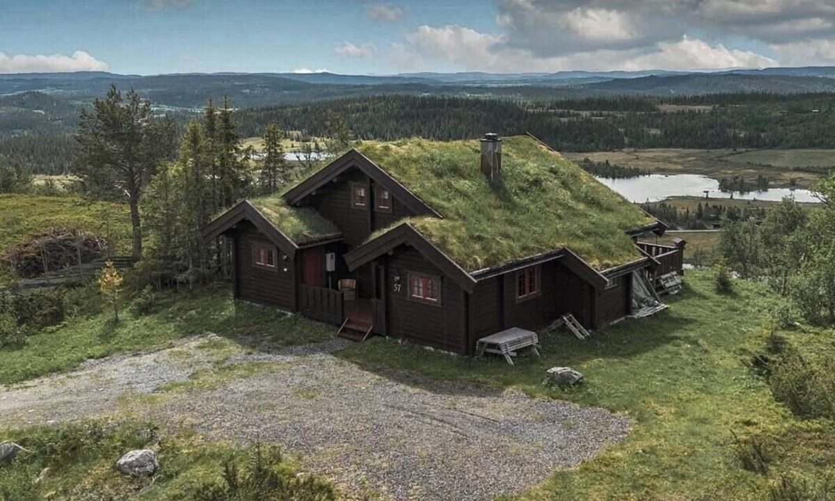 Etnedal House | Timber cabin with panoramic views at Spåtind