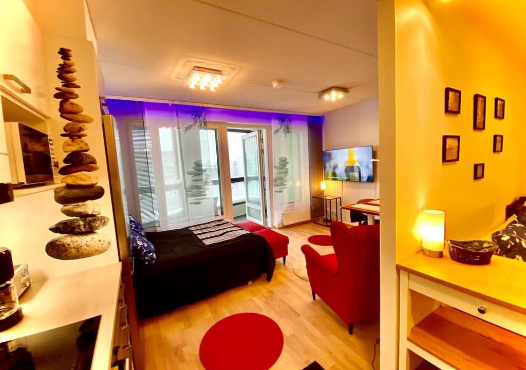 Vantaa Apartment | To LuxStudio SAVUsuite From Helsinki Airport 6 min, to City 27min, FreeParking in Kivistö