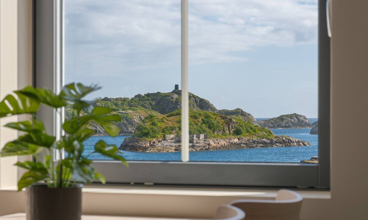 Henningsvaer Apartment | Top apartment with amazing views
