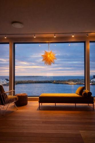 Akrehamn Apartment | Top-Floor Flat By The Harbour In Åkrehamn