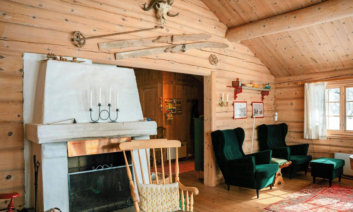 Al House | Traditional log cabin at Reineskarvet