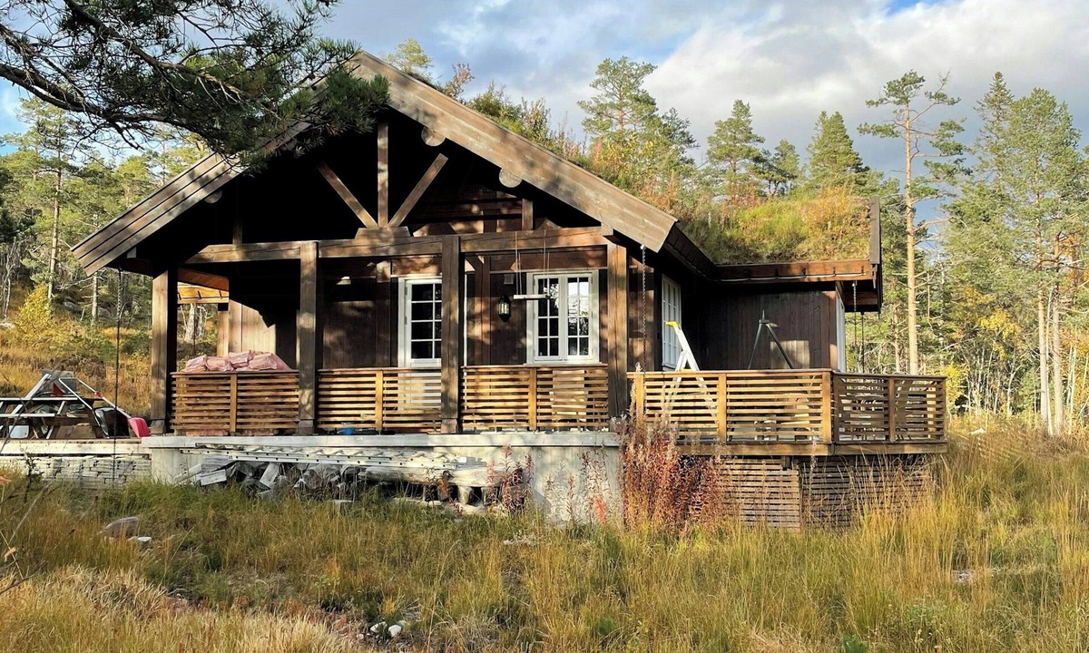 Treungen House | Traditional log cabin near Treungen