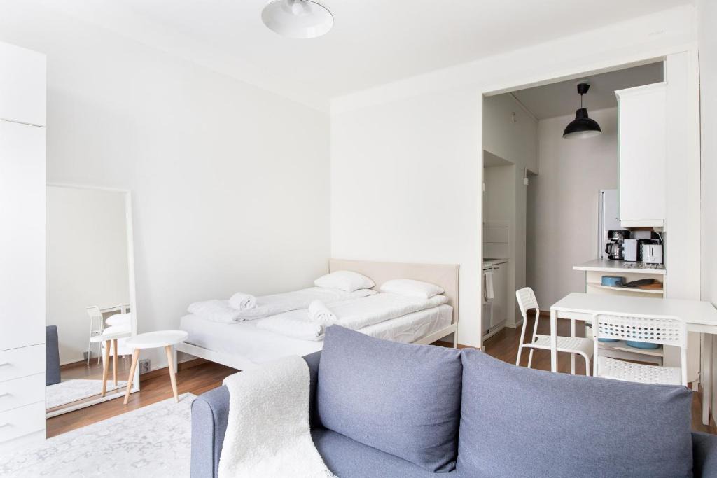 Kamppi Apartment | Tranquil City Studio, All Essentials, Seamless Check In