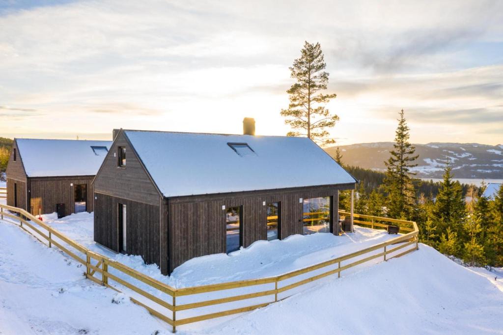 Hurdal Municipality House | Troll 1 · Jacuzzi · Dyrevennlig · 30 min OSL