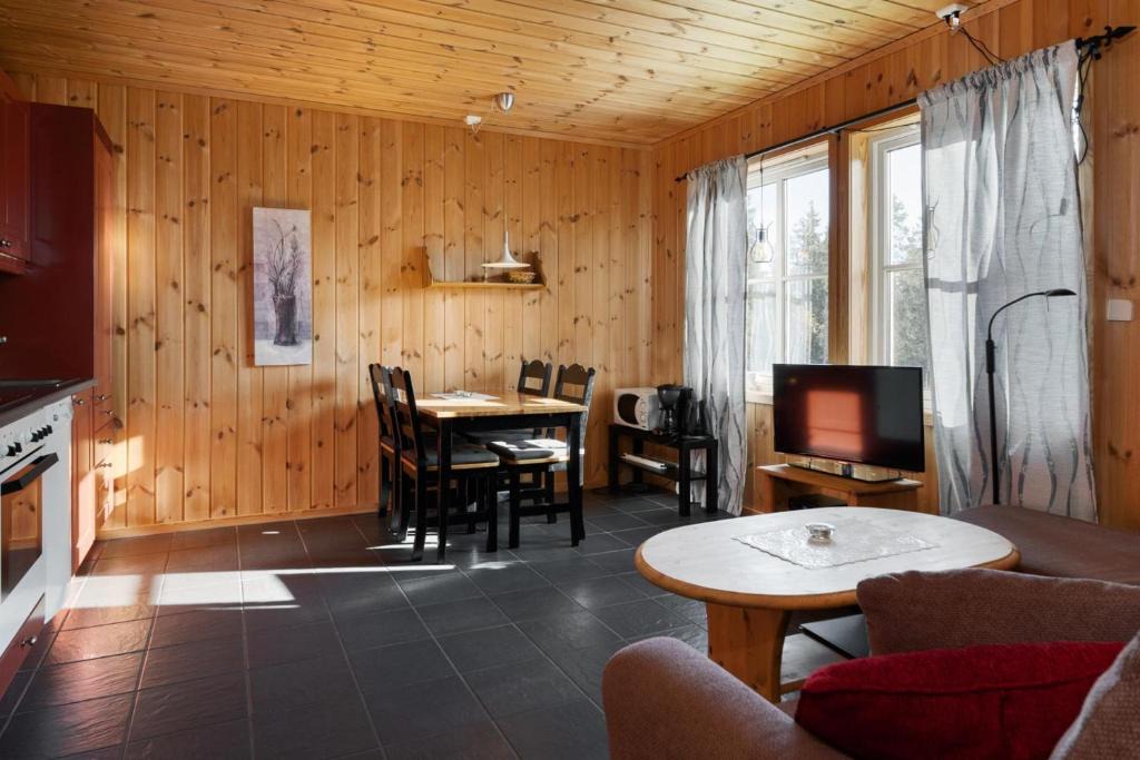 Loten Municipality House | Turstier & Ski · 2 sov · Elbillader · 60 min OSL