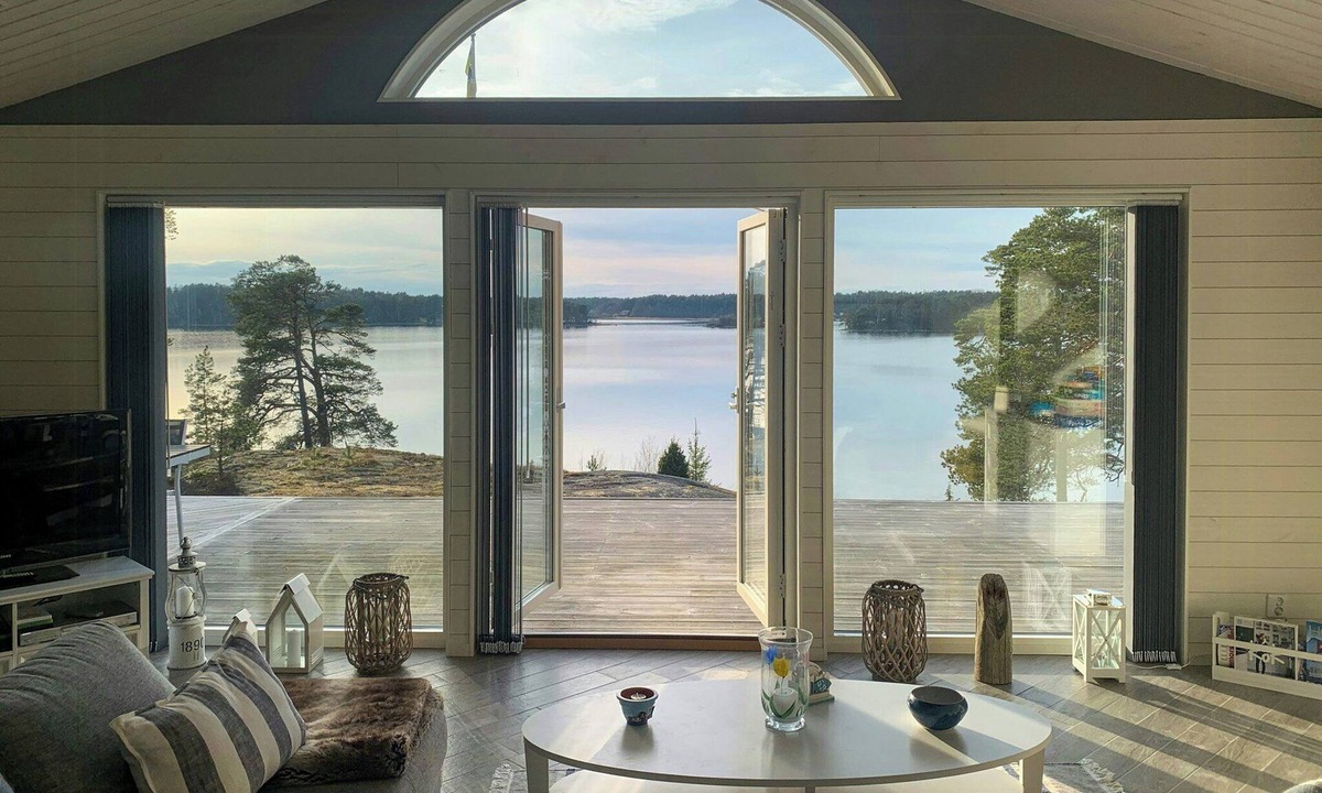 Gryt House | Two cottages with private dock in the archipelago