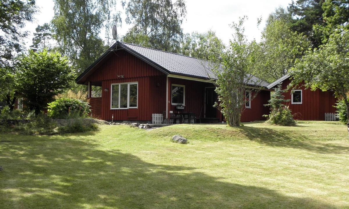 Fagerhult House | Vacation home in southern Sweden-Småland for 4 pers.+rowing boat,lakeside location,object 415