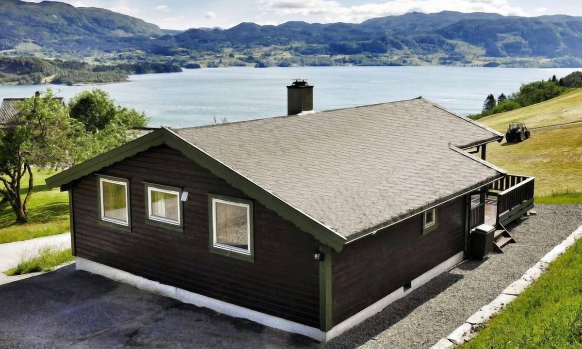 Etne House | Vacation home Panorama 2 (FJH303) in Etne - 6 persons, 3 bedrooms