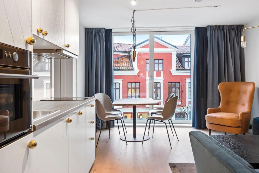 Stavanger Apartment | VANDER - Sea Story