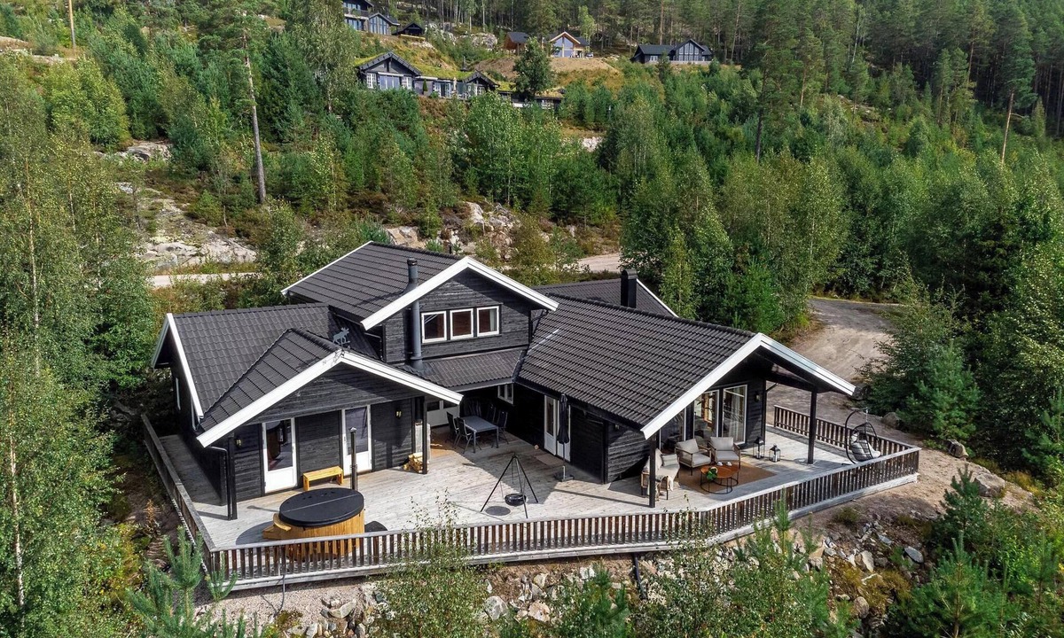 Vradal Ski Chalet | Verhøf Hytte 9p - Four Bedroom Chalet, Sleeps 9