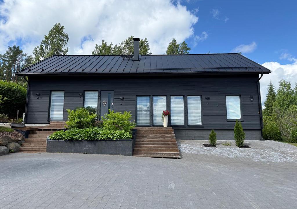 Savonlinna Villa | Villa Ensola with pool