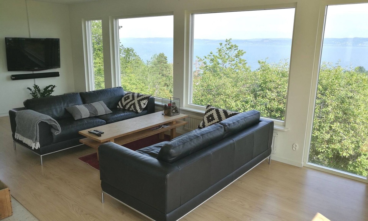 Bankeryd Villa | Villa Jönköping, breathtaking wiew over lake Vättern!