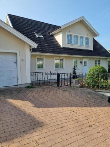 Sodertalje Villa | villa lina hage södertälje