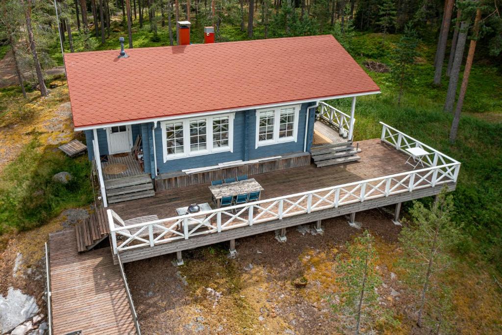 Kemionsaari Villa | Villa Mats - Private property with seaside sauna