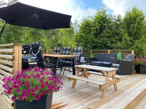 Morlunda Villa | Villa Movägen Family friendly Free Wifi Lake nearby