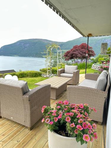 Olden Apartment | Villa Myklebust