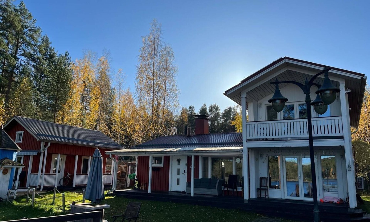Vehmersalmi Villa | Villa Purnukka – Premium Lakeside Villa in Kuopio with Lakeside Sauna & Hot Tub