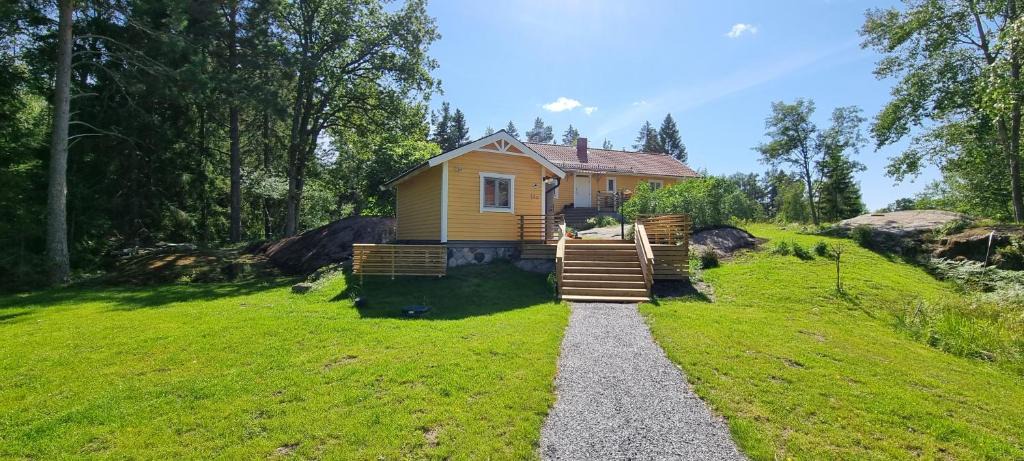 Varmdo Villa | Villa Strömma Värmdö - Scandinavian Living - Sea, Nature and Comfort 35 min to Stockholm
