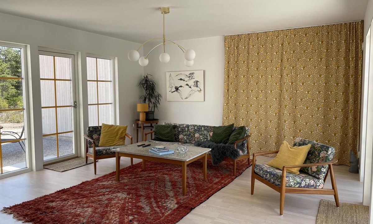 Slite House | Villa Vitviken Sleeps 2 With Pool