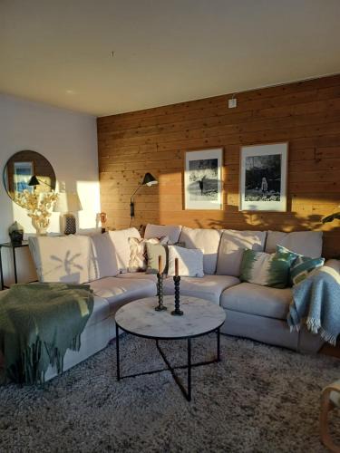 Umea Municipality Villa | Villa with hot tub and sauna