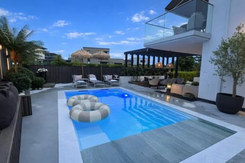 Kristiansand Villa | Villa with Pool in luxury and calm street