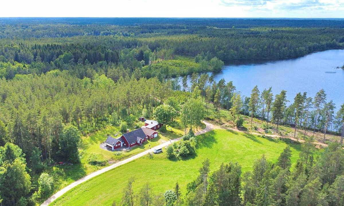 Eringsboda House | Villa Yasjö – Lake House with Sauna & Boat in Blekinge