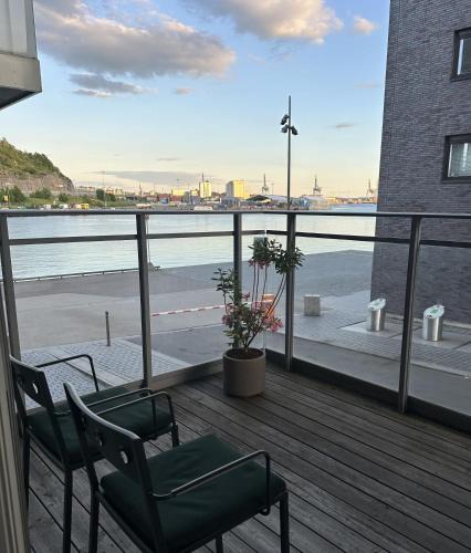 Gamle Oslo Apartment | Waterfront retreat steps from the city beach