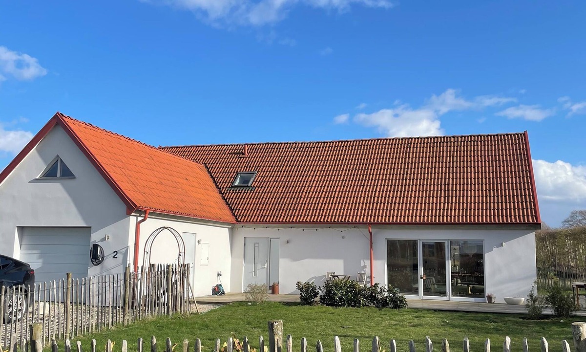 Listarum Villa | Welcome to a charming house on Österlen near beautiful nature, golf and sea!