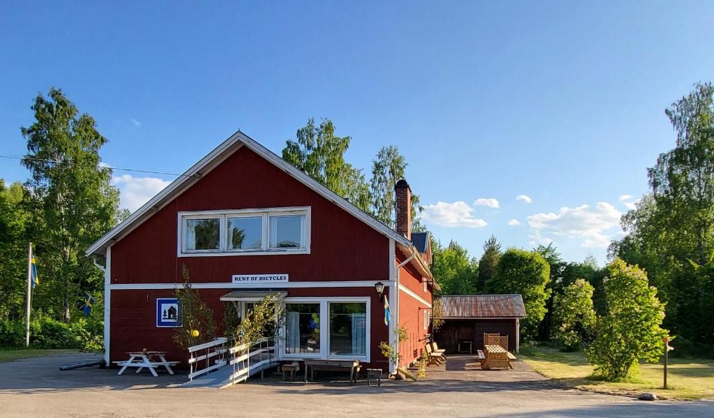 Kloten Hostel | Wilderness Lodge