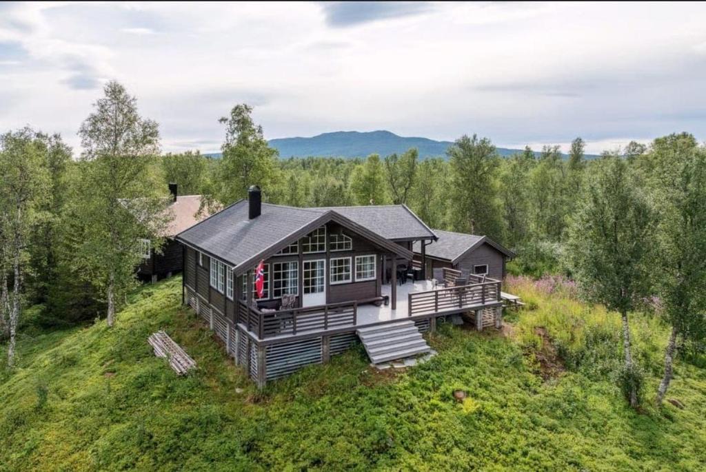 Trany Ski Chalet | Wilderness Villa with the panorama lakeview