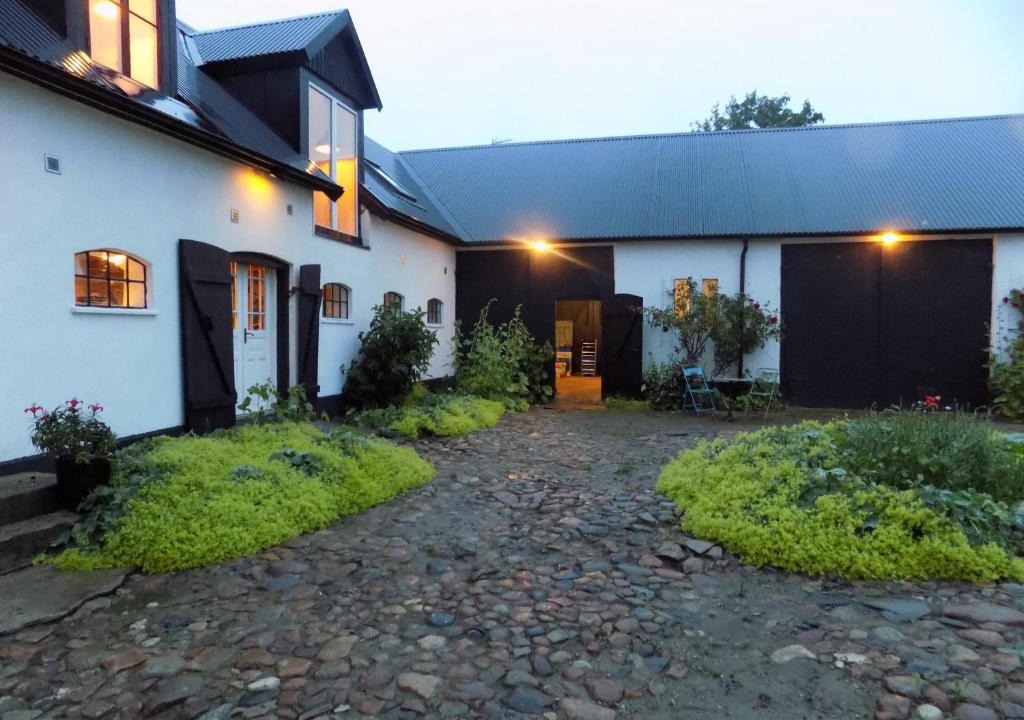 Loderup House | Wingårdhs B&B Österlen