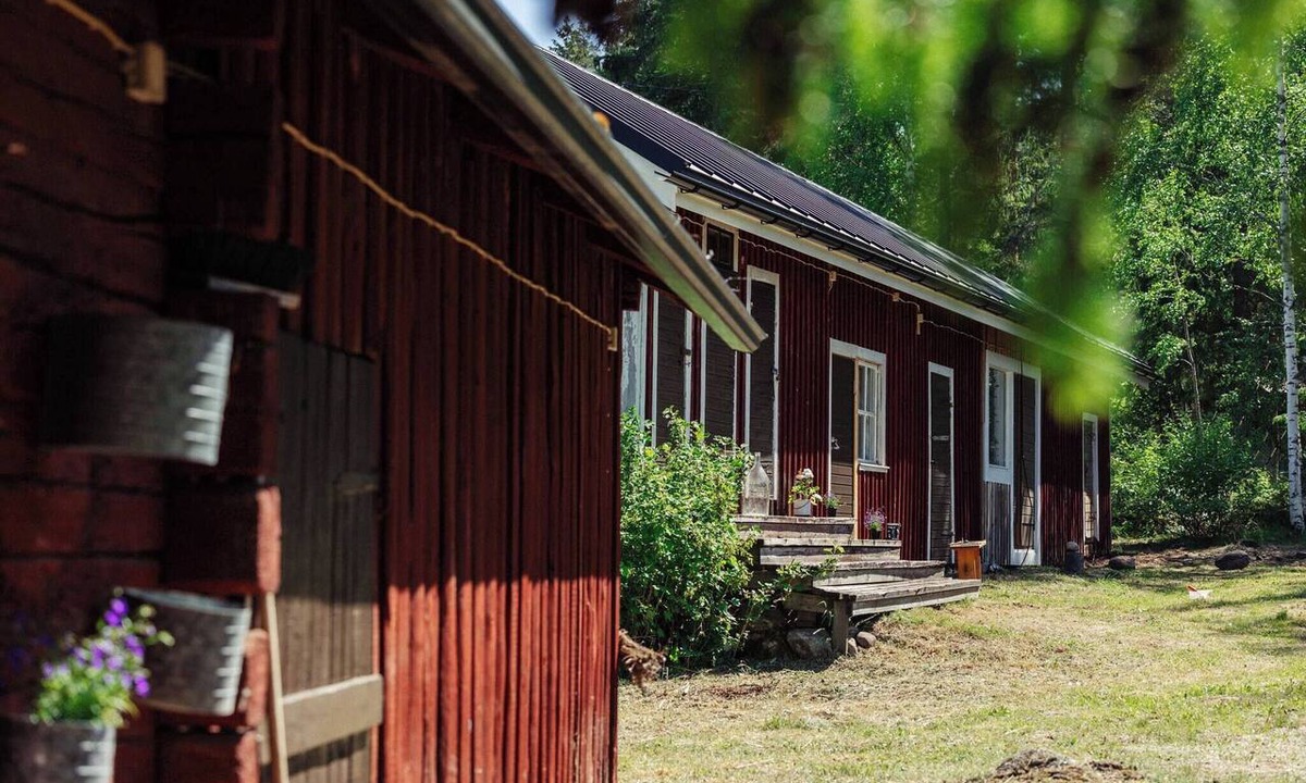 Tiainen Villa | Yöveden Ateljeekoti