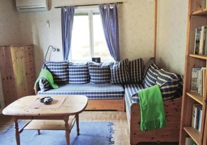 1 Bedroom Stunning Home In Fegen