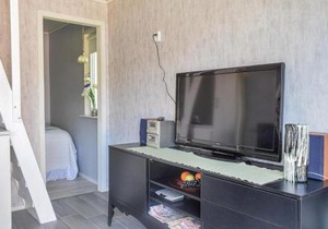 2 Bedroom Stunning Home In Rockneby
