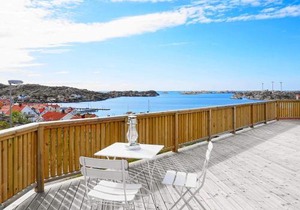 2 person holiday home in Rönnäng