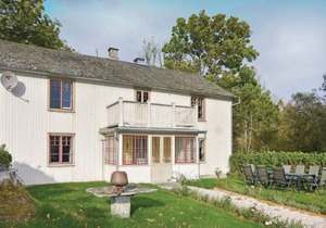 4 bedroom accommodation in Mellerud