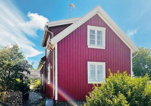 4 person holiday home in Rönnäng-By Traum