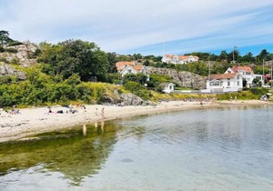 4 person holiday home in Rönnäng-By Traum