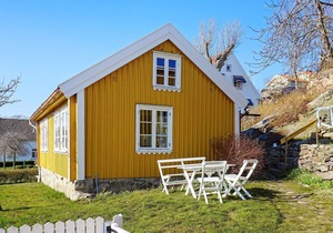 5 person holiday home in GREBBESTAD