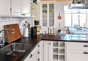6 person holiday home in Gullholmen