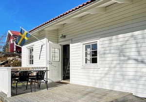 6 person holiday home in Höviksnäs-By Traum