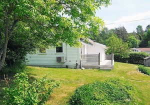 6 person holiday home in Höviksnäs