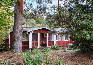 6 person holiday home in SORUNDA