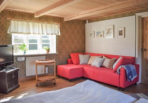 Awesome Apartment In Nybrostrand in Nybrostrand