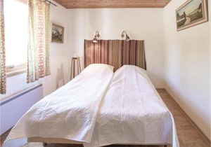 Awesome Home In Nybrostrand With Wifi