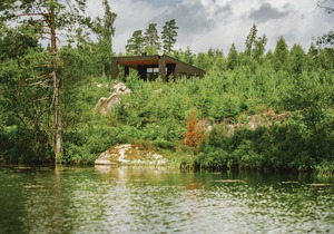 Beautiful home in Holmsjö with WiFi